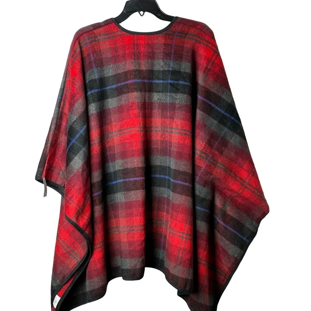 Old Navy XL XXL Plaid Poncho Fleece Red Green Cozy Winter Holiday Aspen Skiing - Picture 3 of 8